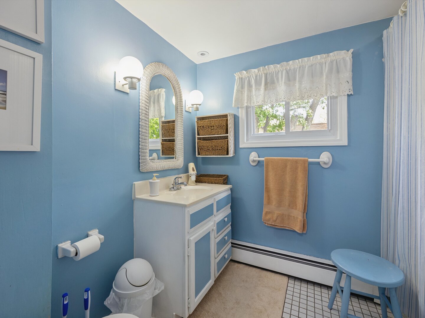 733 N Waiola Avenue, La Grange Park, IL 60526