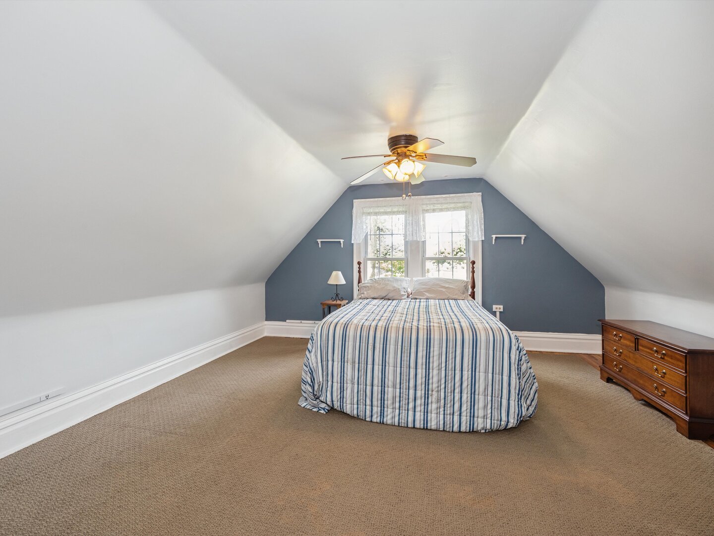 733 N Waiola Avenue, La Grange Park, IL 60526