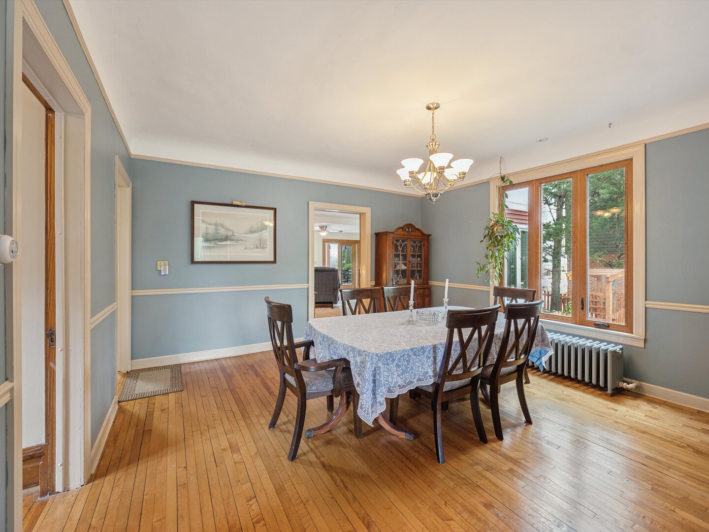 733 N Waiola Avenue, La Grange Park, IL 60526