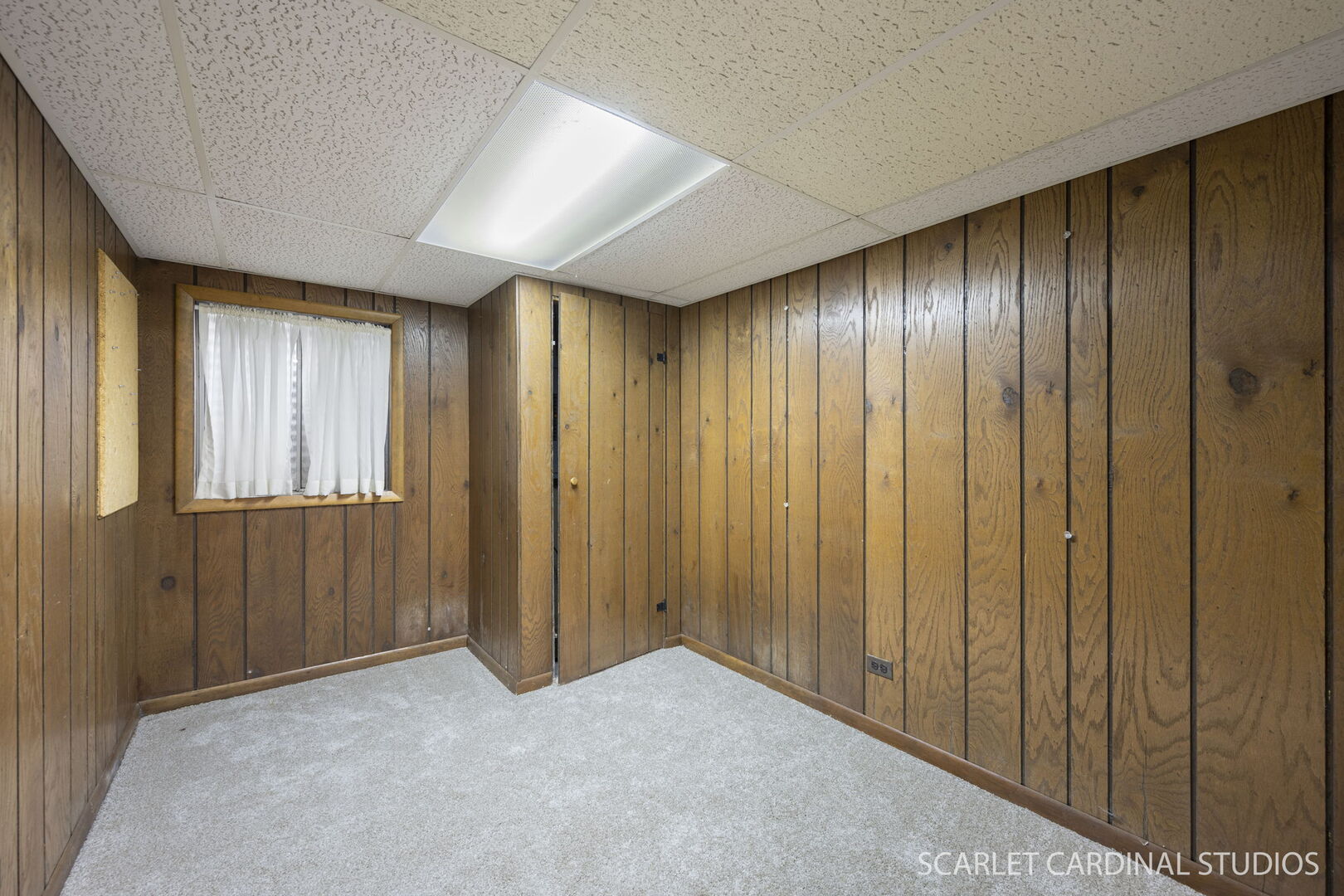 907 Secretariat Drive, Naperville, IL 60540