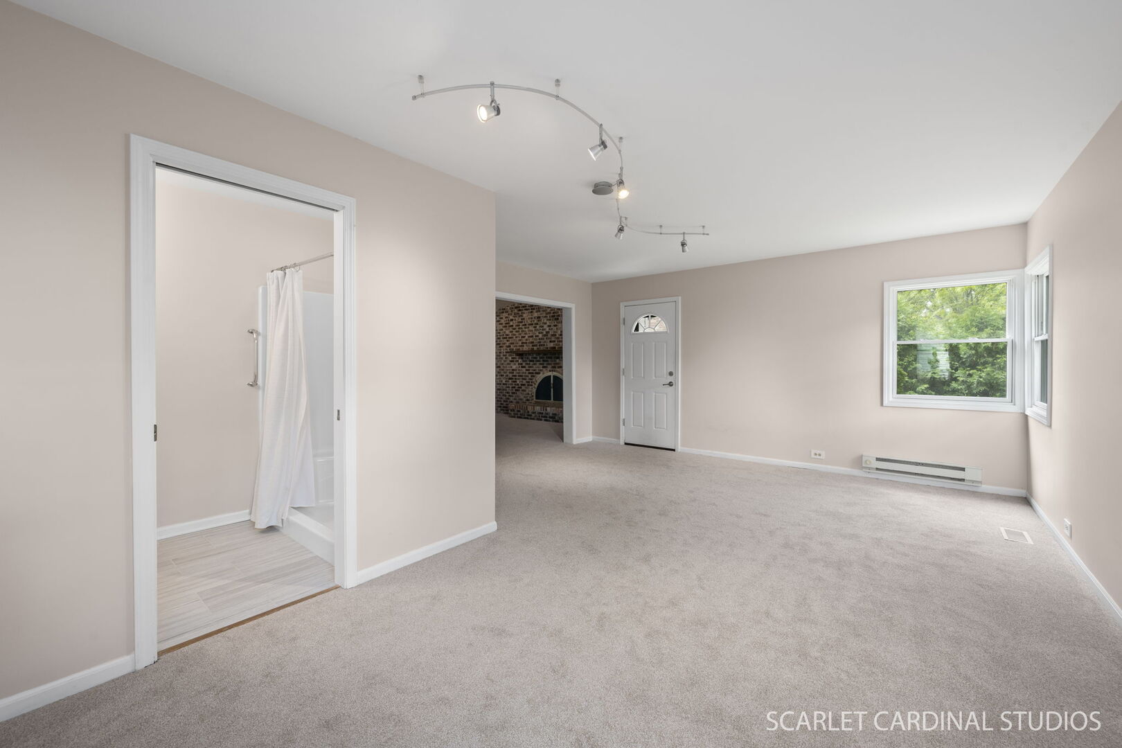 907 Secretariat Drive, Naperville, IL 60540