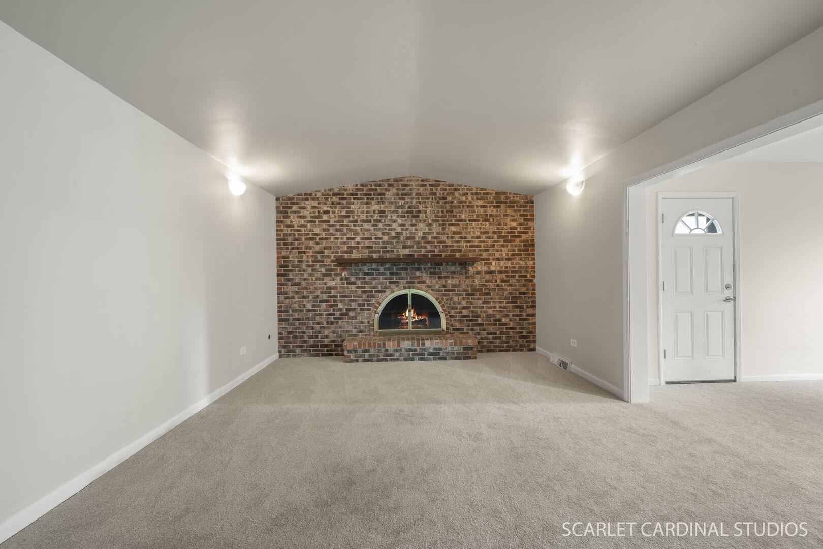 907 Secretariat Drive, Naperville, IL 60540