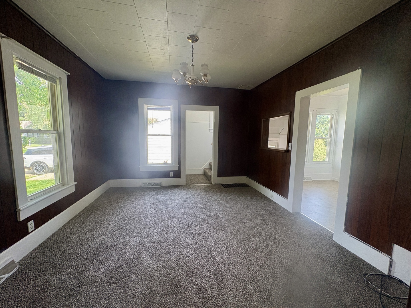 302 Oak Street, Earlville, IL 60518