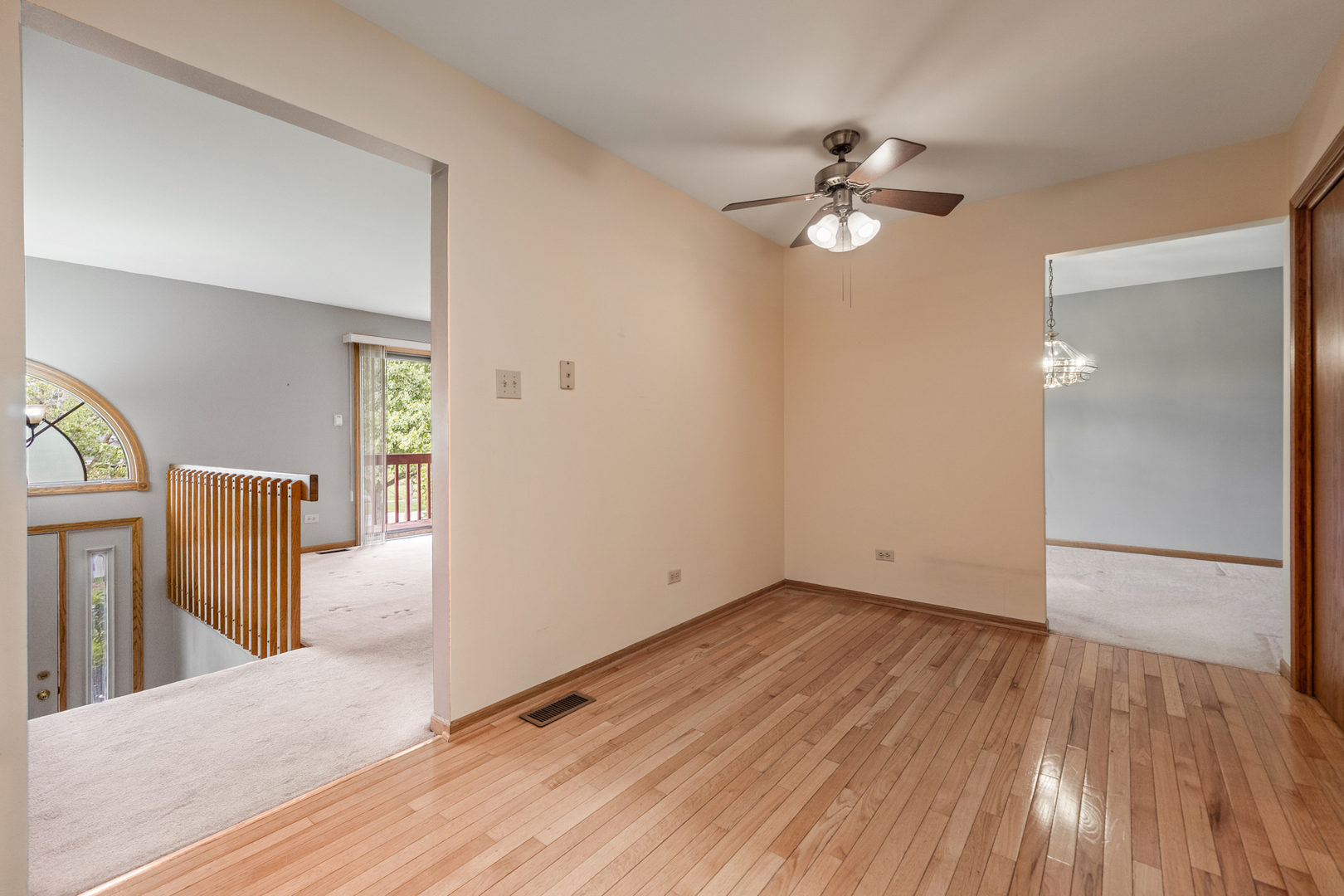 1109 Warner Avenue, Lemont, IL 60439