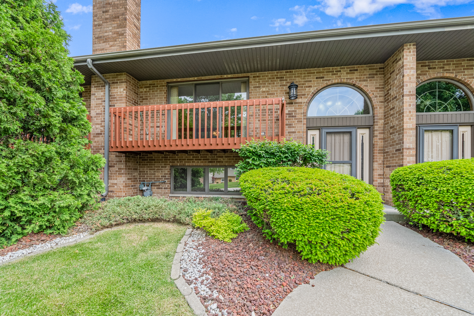 1109 Warner Avenue, Lemont, IL 60439