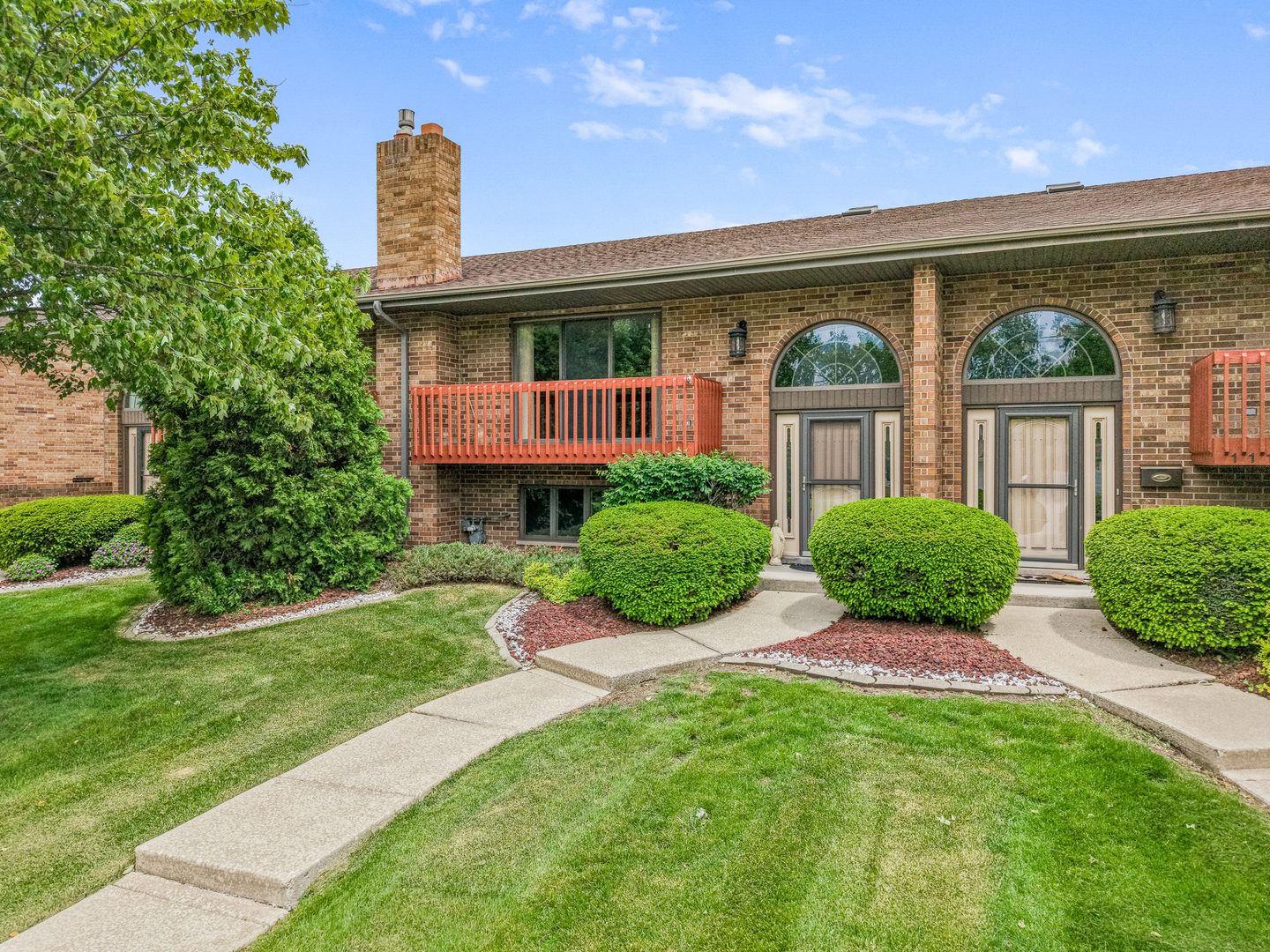 1109 Warner Avenue, Lemont, IL 60439