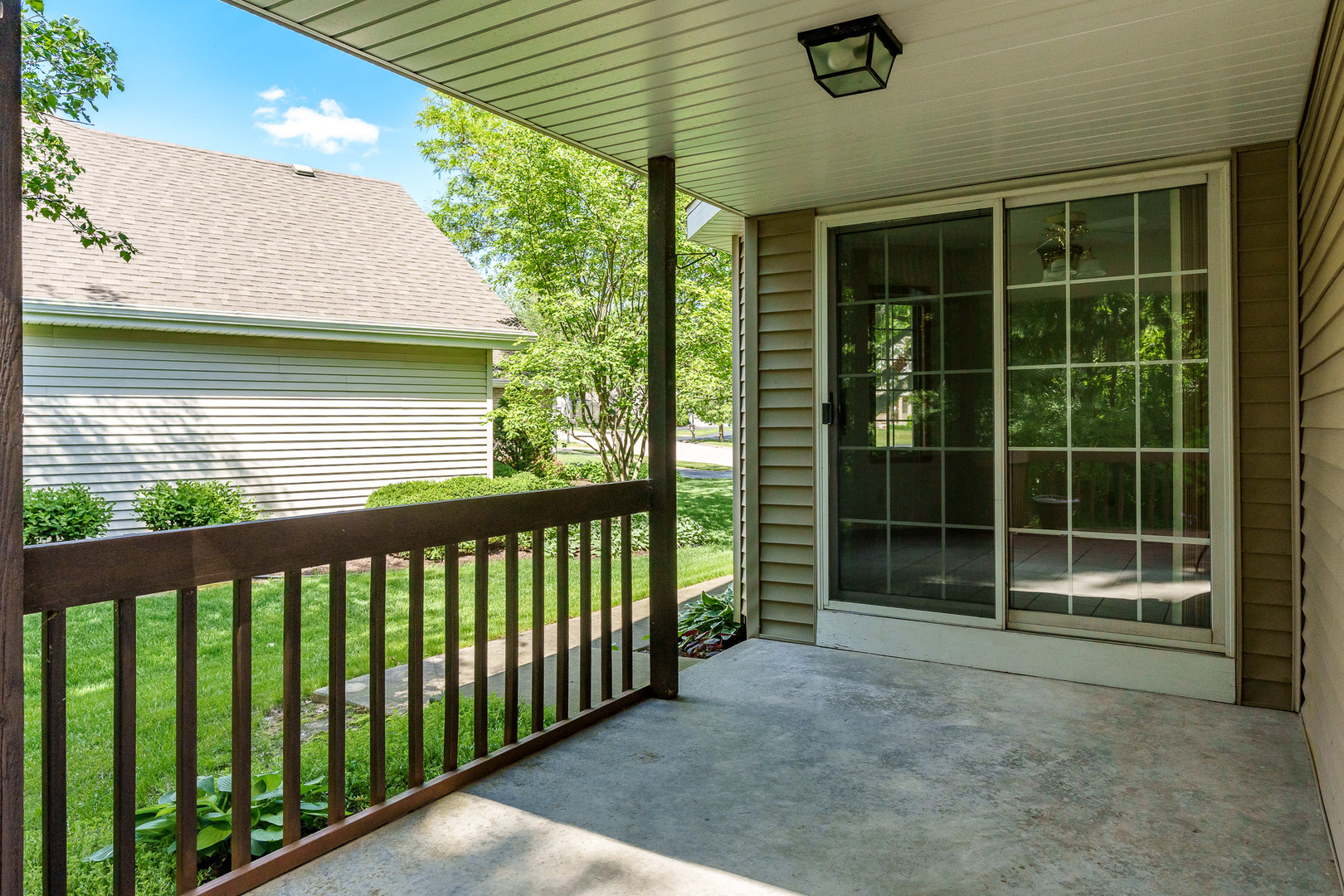 1350 Featherstone Road, Rockford, IL 61107
