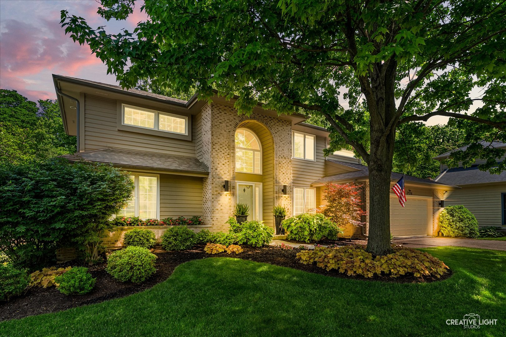 2124 University Drive, Naperville, IL 60565