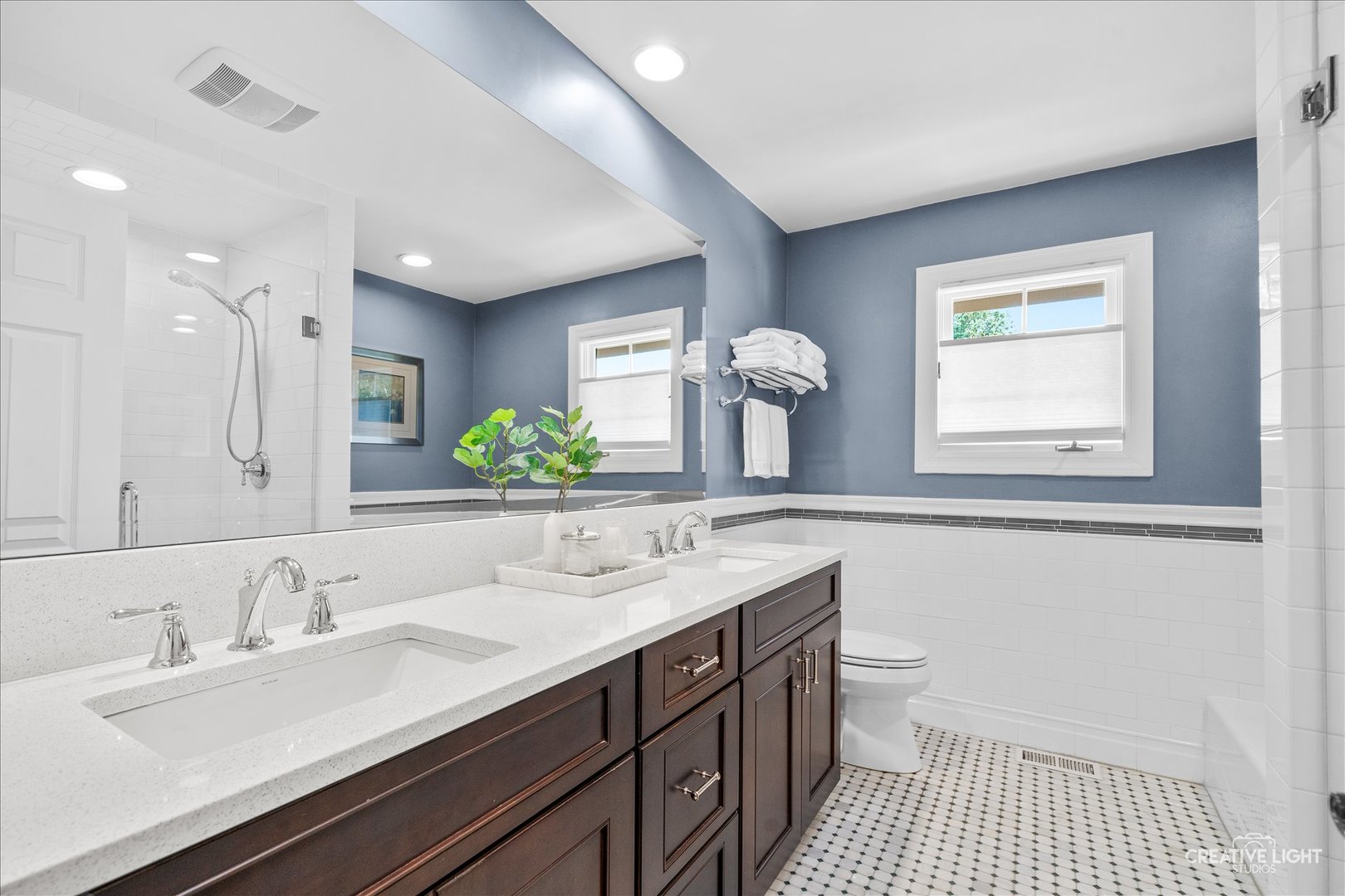 2124 University Drive, Naperville, IL 60565