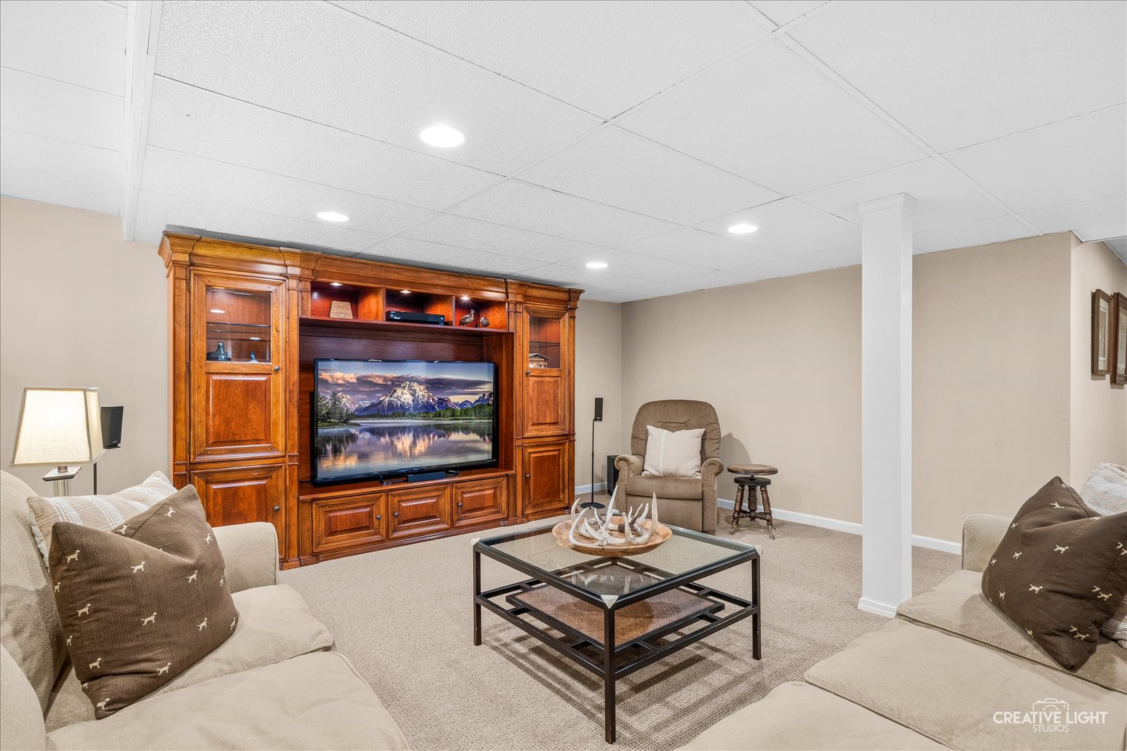 2124 University Drive, Naperville, IL 60565