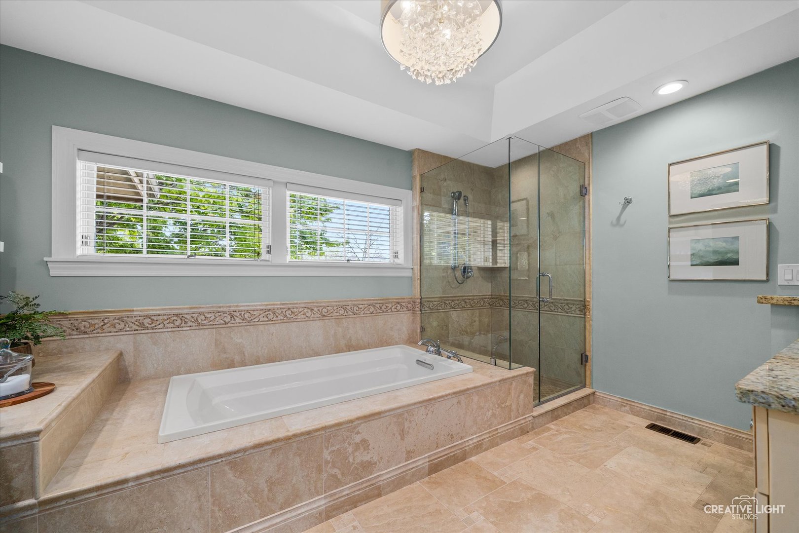 2124 University Drive, Naperville, IL 60565