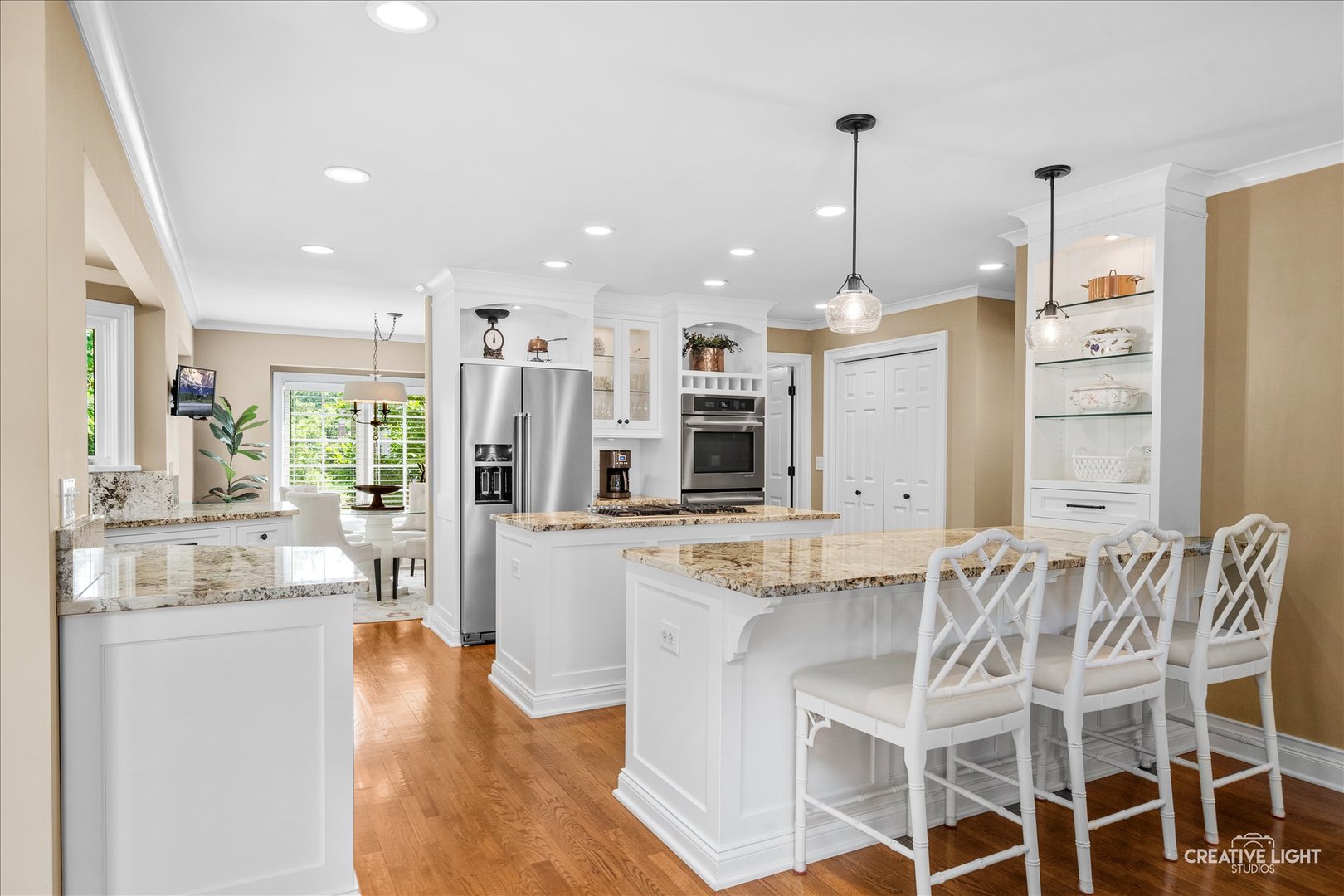 2124 University Drive, Naperville, IL 60565