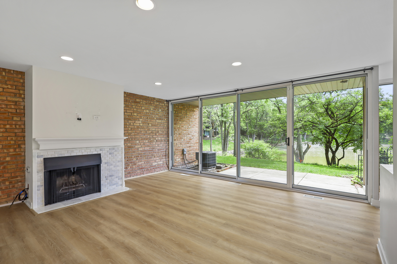 6018 E Lake Drive #1C, Lisle, IL 60532
