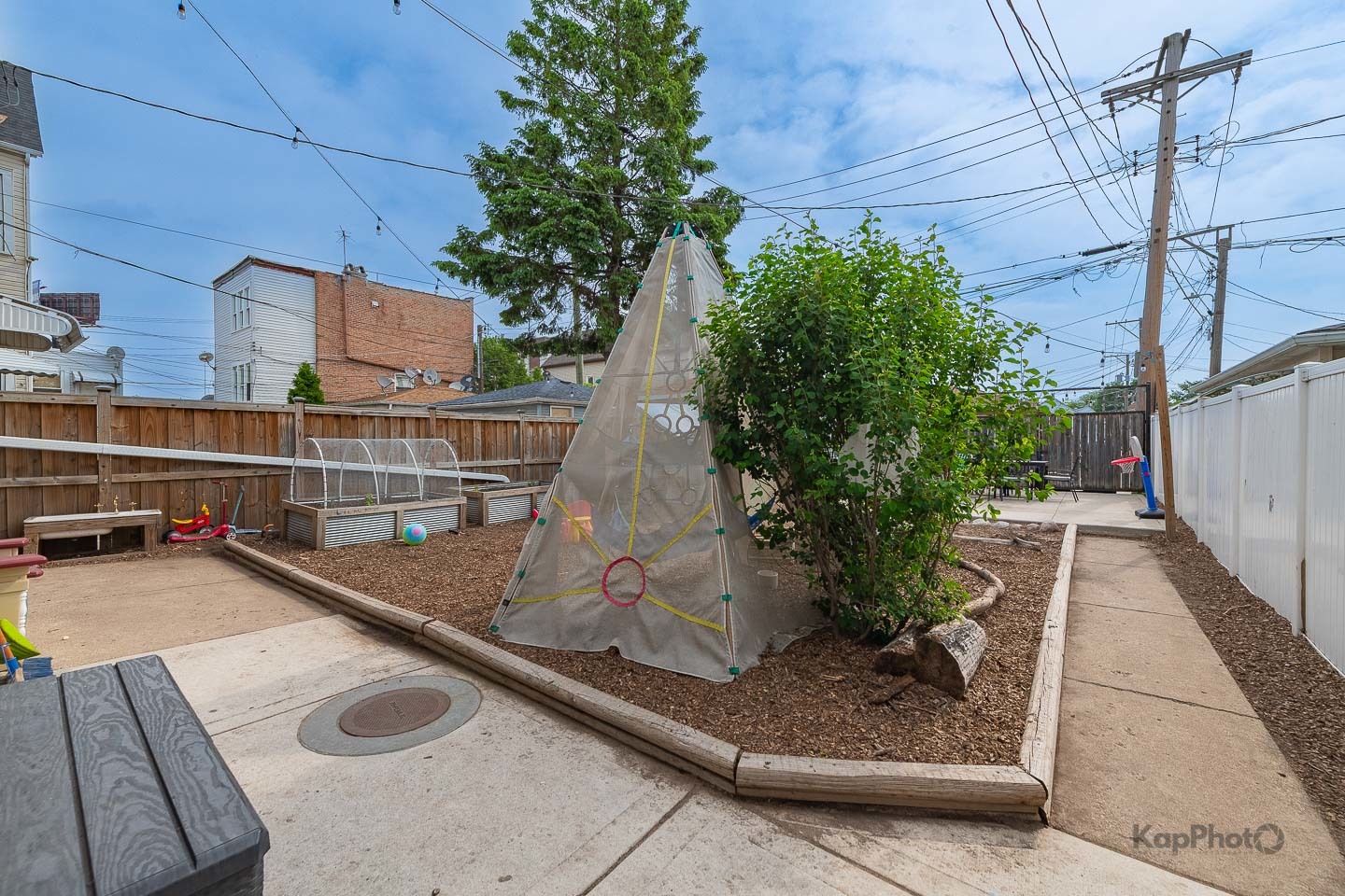 3511 S Washtenaw Avenue, Chicago, IL 60632
