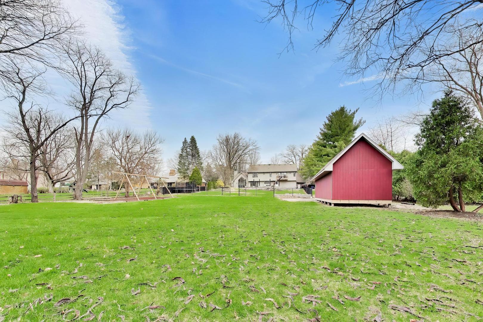 8S510 Oxford Lane, Naperville, IL 60565
