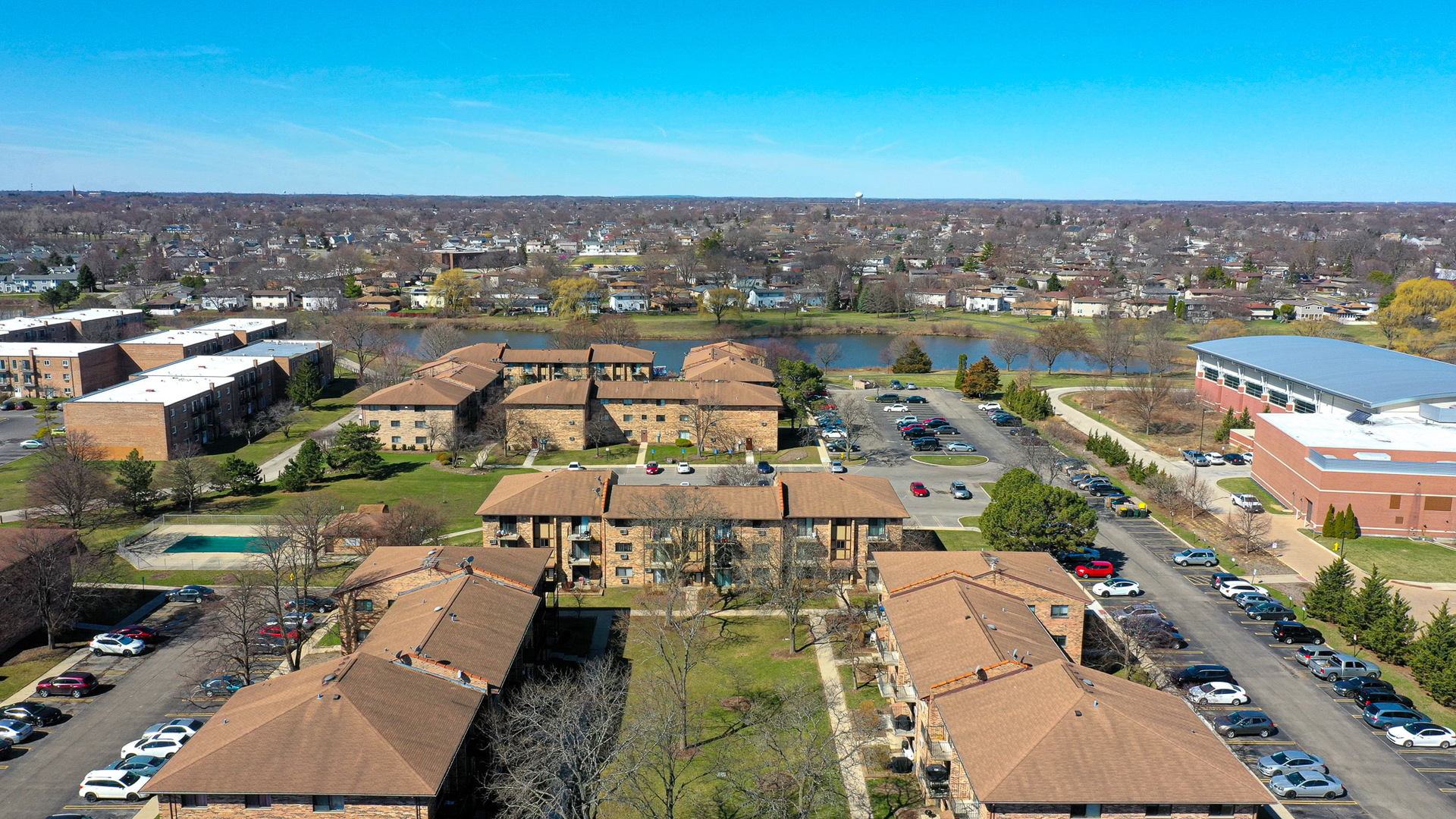 230 Klein Creek Court #F, Carol Stream, IL 60188