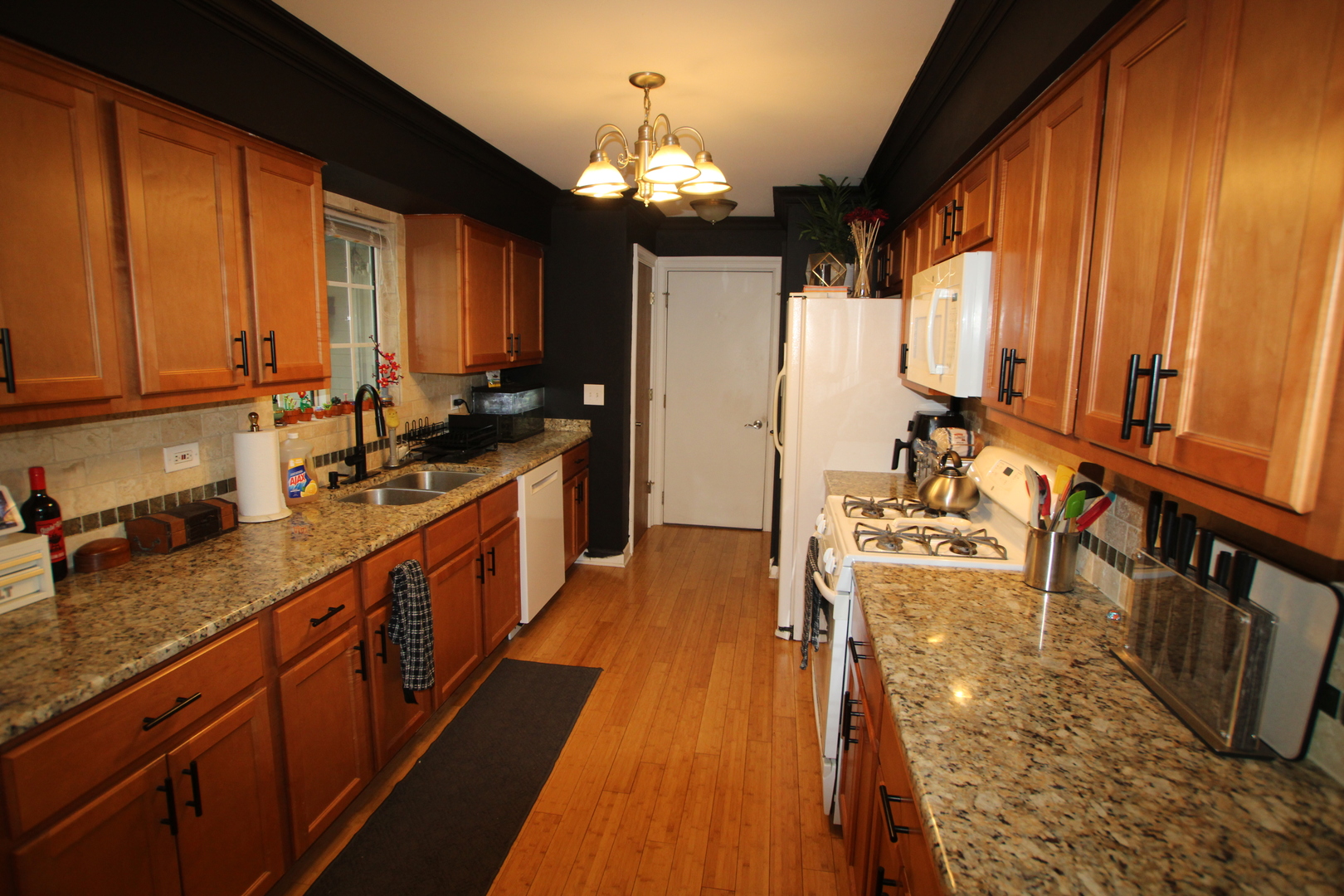 110 Village Creek Drive #110, Lake In The Hills, IL 60156