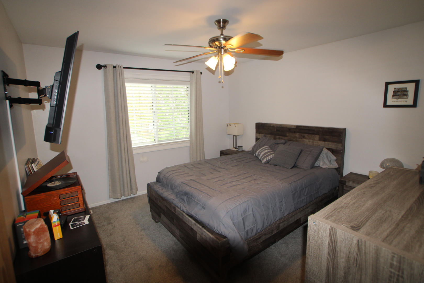 110 Village Creek Drive #110, Lake In The Hills, IL 60156