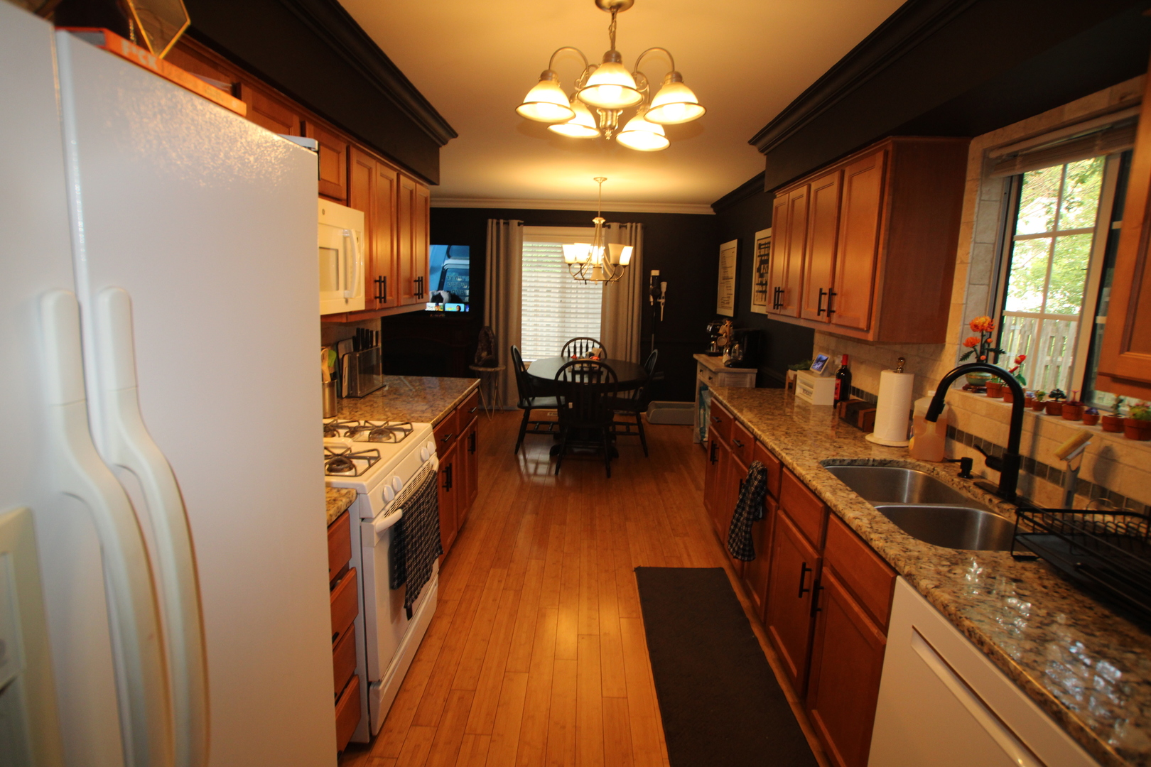 110 Village Creek Drive #110, Lake In The Hills, IL 60156