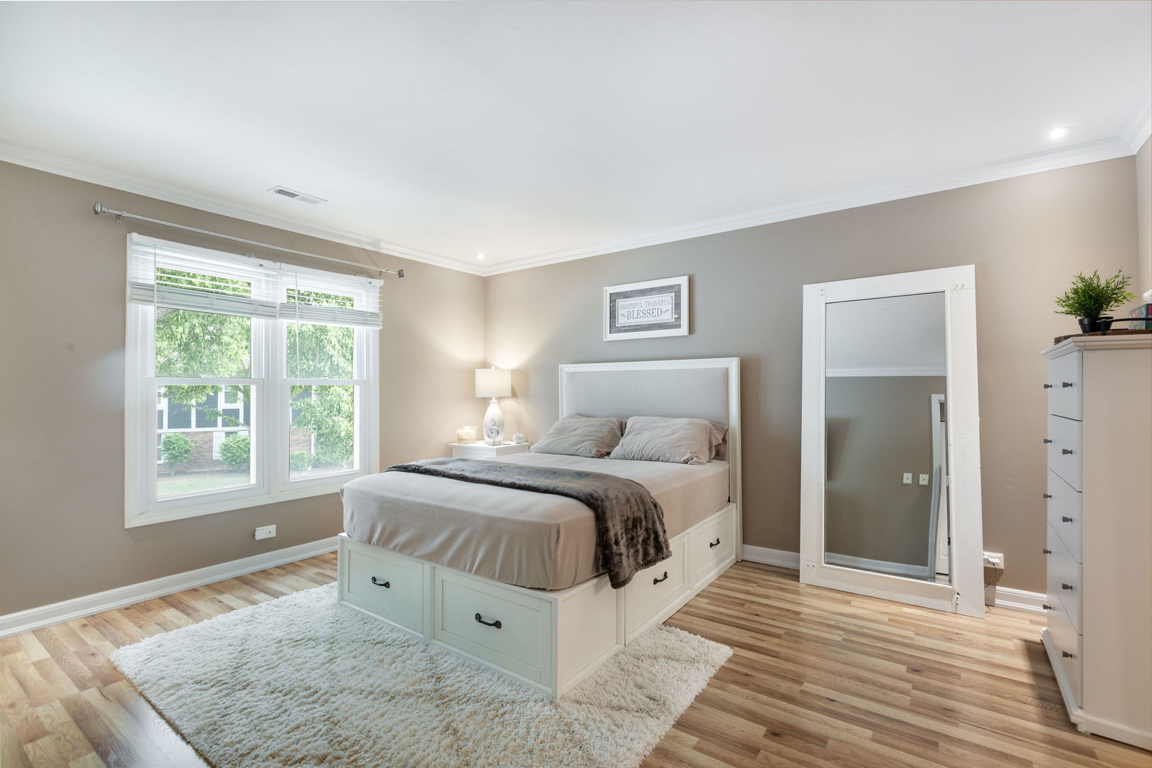 295 Coventry Circle #295, Vernon Hills, IL 60061
