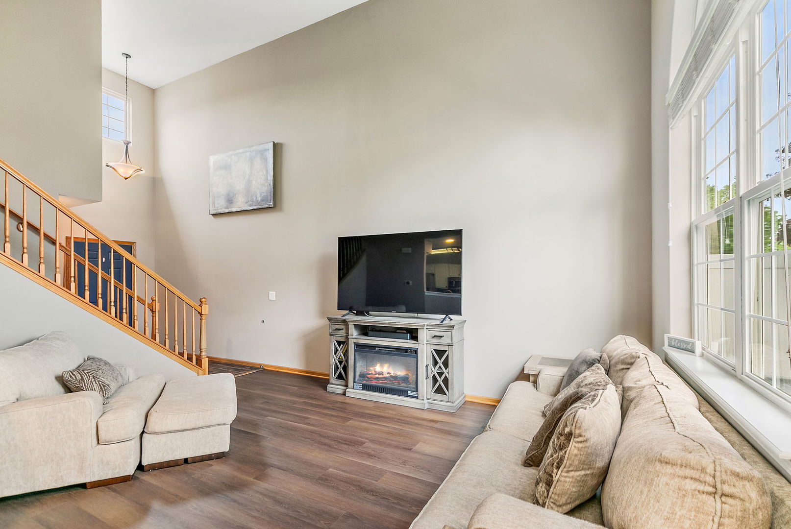 22 Rolling Oaks Road #C, Sugar Grove, IL 60554