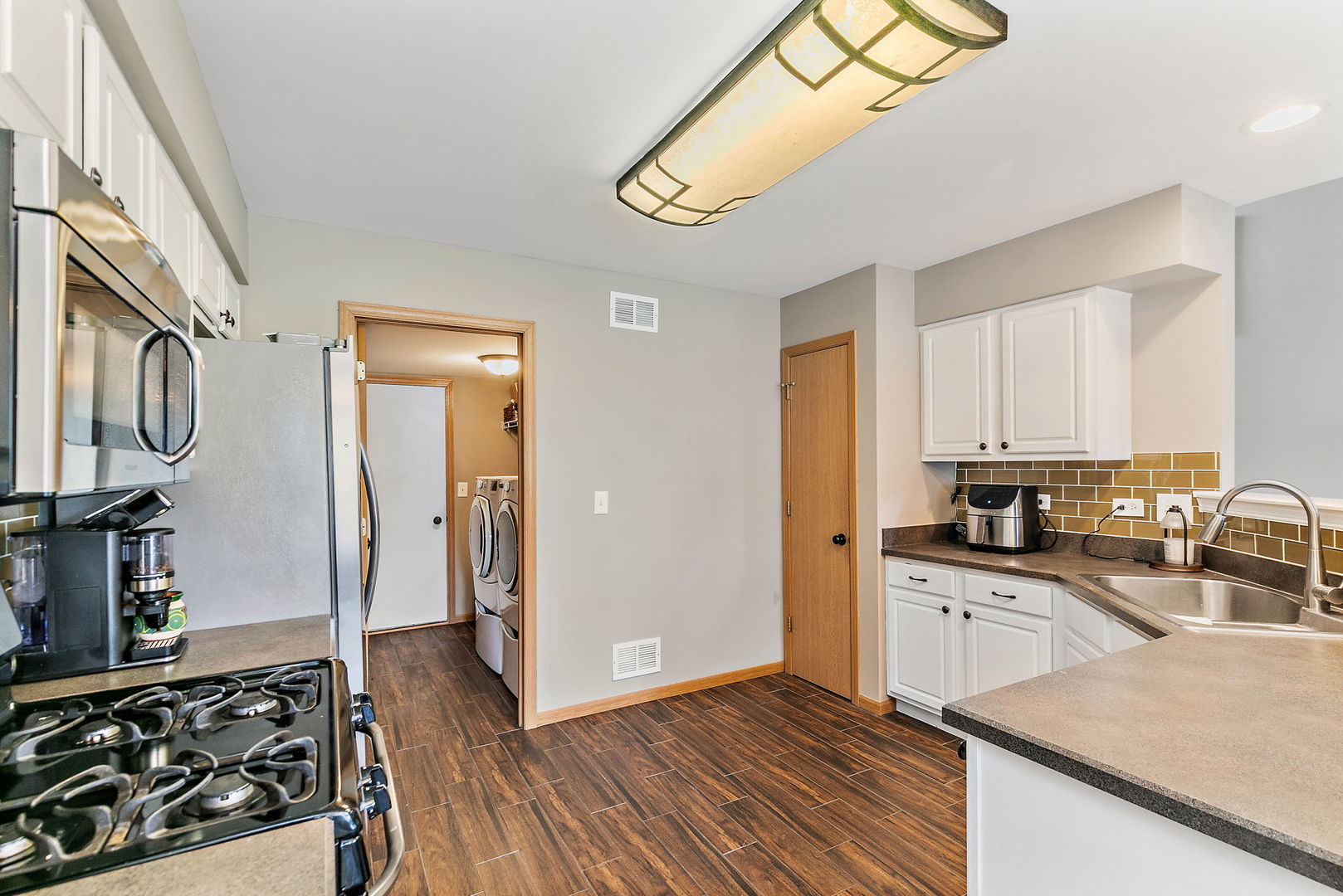 22 Rolling Oaks Road #C, Sugar Grove, IL 60554