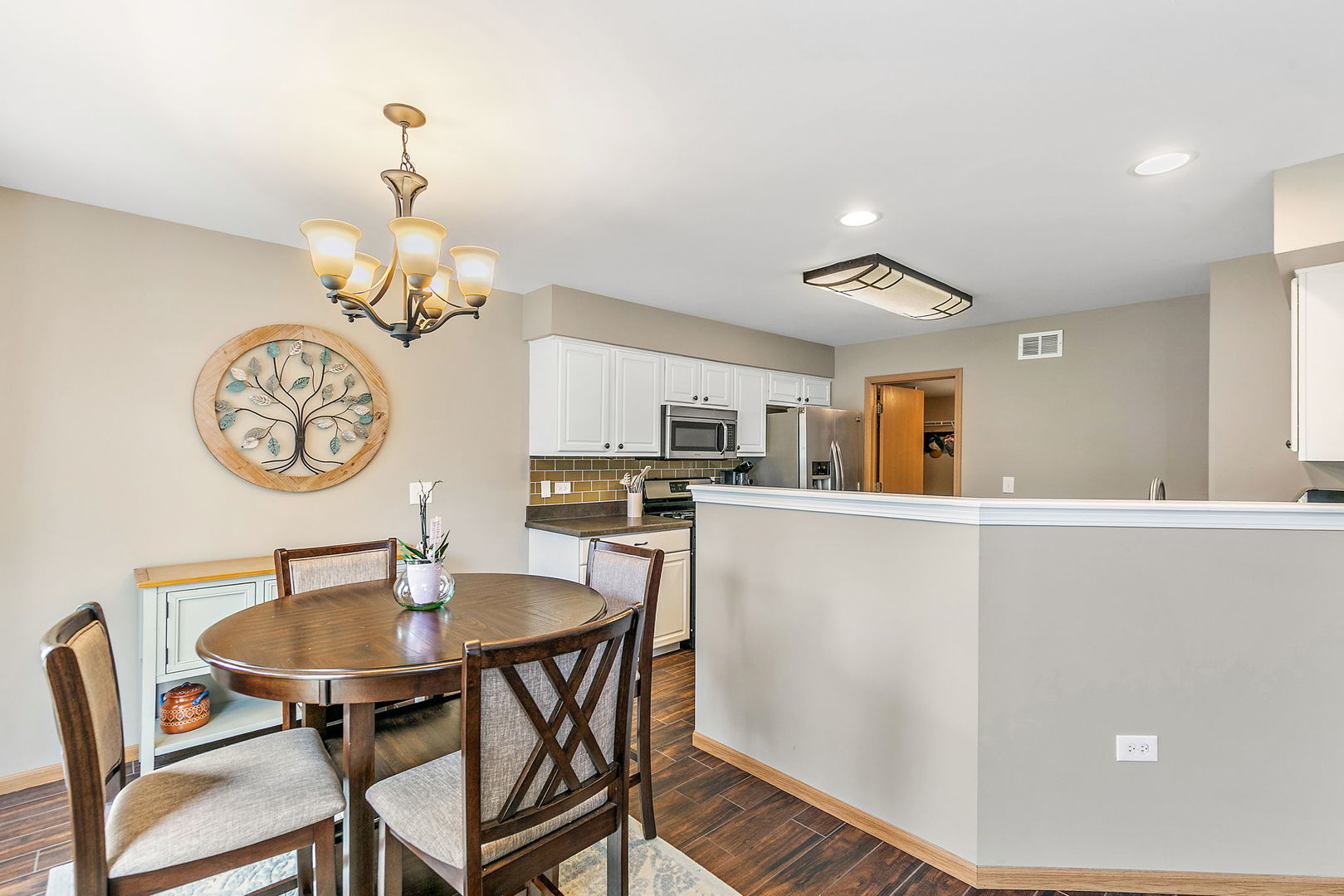 22 Rolling Oaks Road #C, Sugar Grove, IL 60554