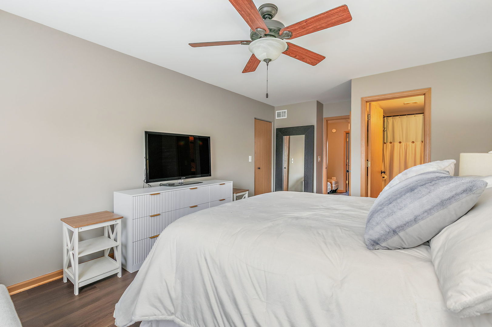 22 Rolling Oaks Road #C, Sugar Grove, IL 60554
