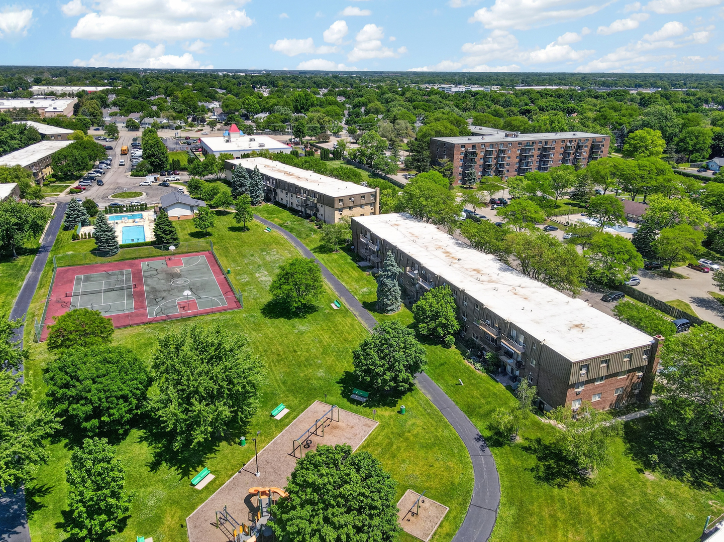 571 FAIRWAY VIEW Drive #3K, Wheeling, IL 60090