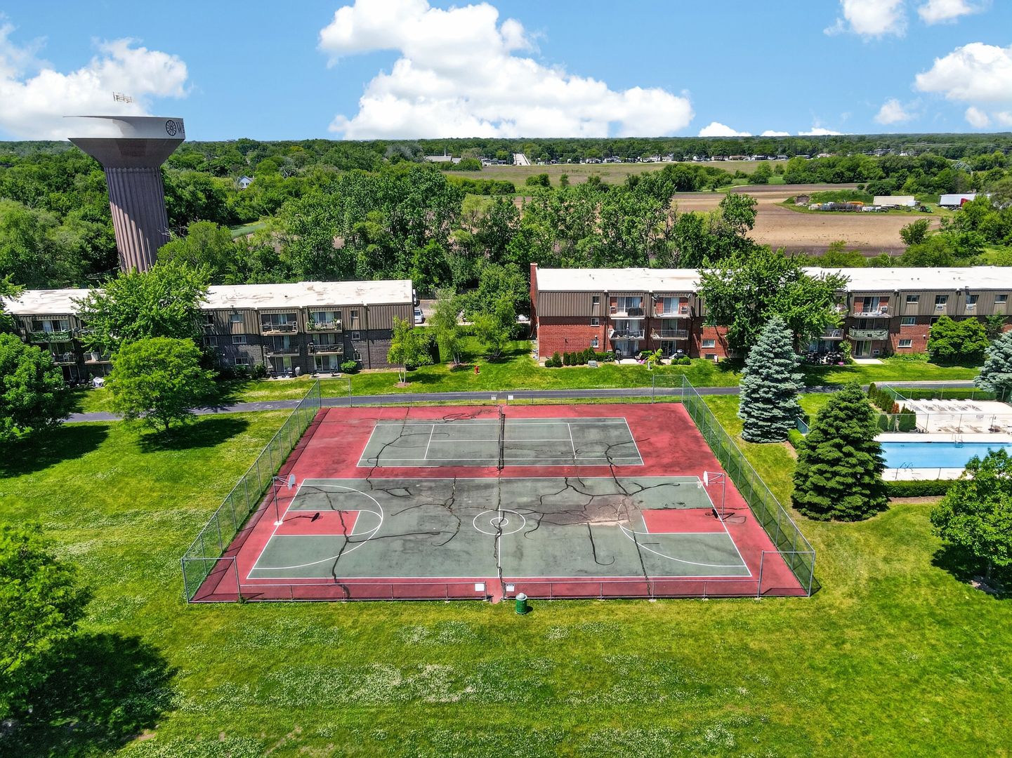 571 FAIRWAY VIEW Drive #3K, Wheeling, IL 60090