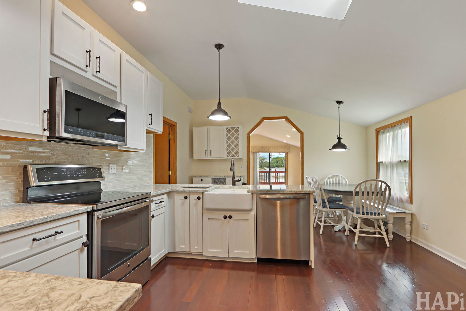 22719 W Silver Lake Avenue, Antioch, IL 60002