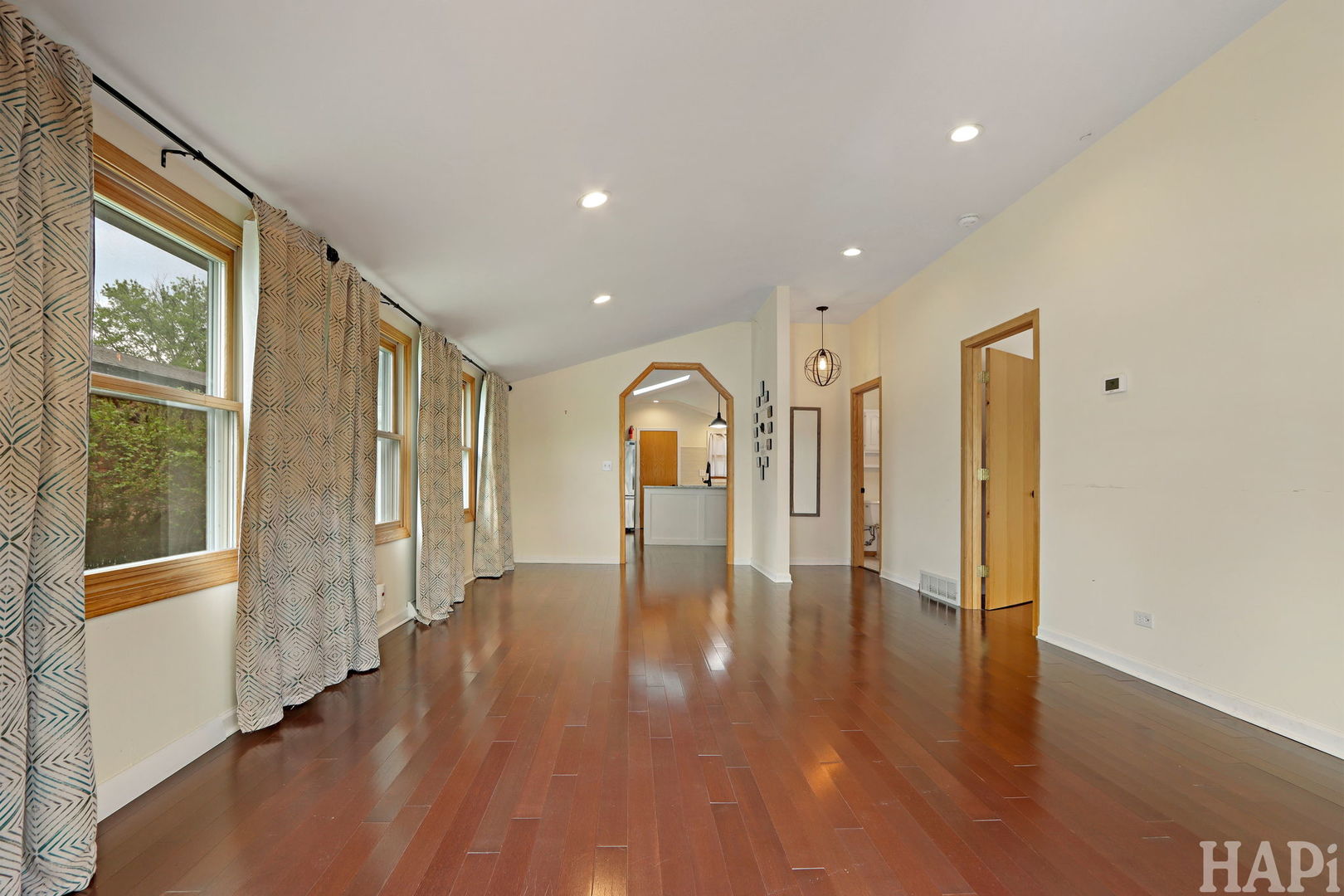 22719 W Silver Lake Avenue, Antioch, IL 60002