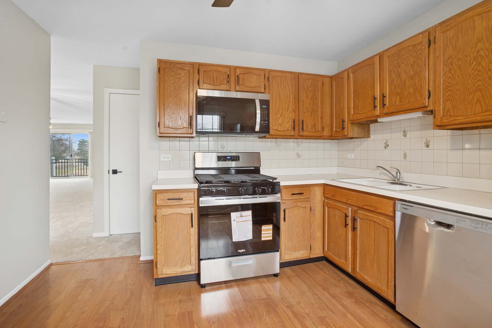 1975 Windsong Drive, Schaumburg, IL 60194