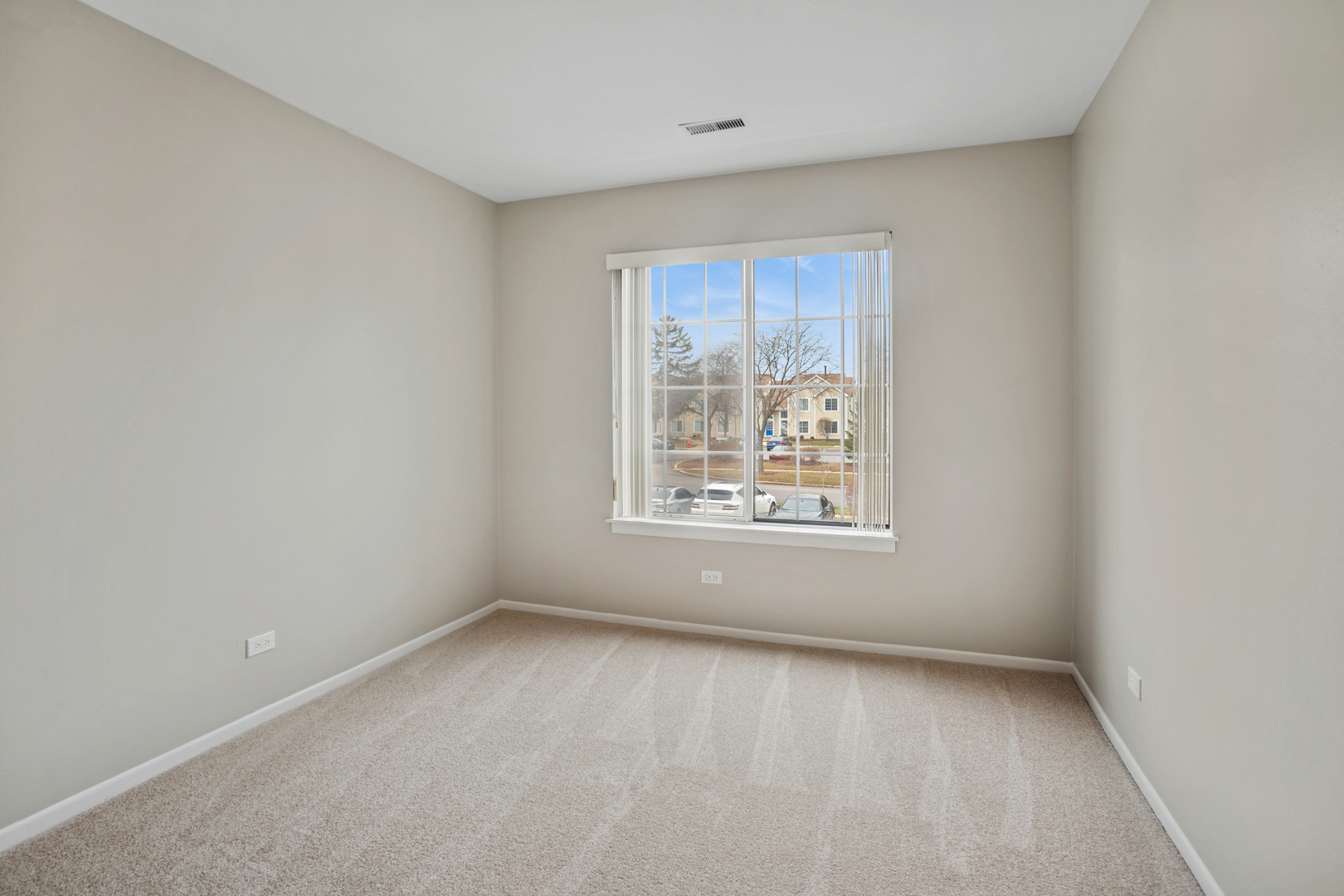 1975 Windsong Drive, Schaumburg, IL 60194
