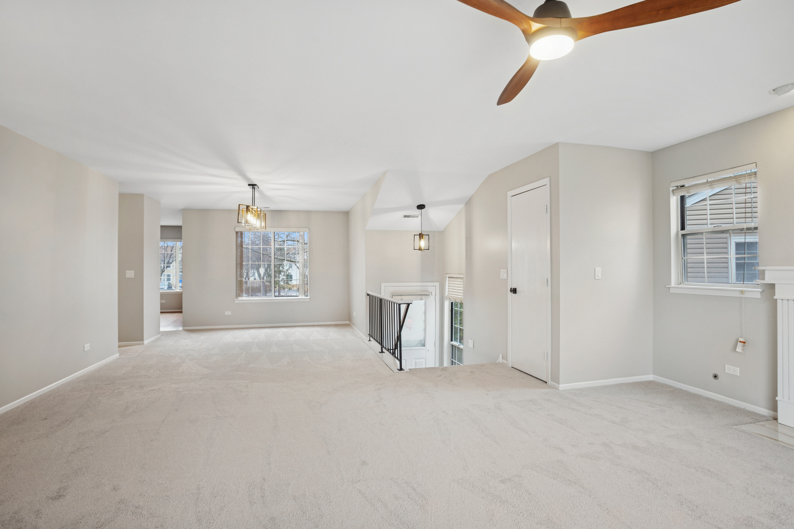 1975 Windsong Drive, Schaumburg, IL 60194