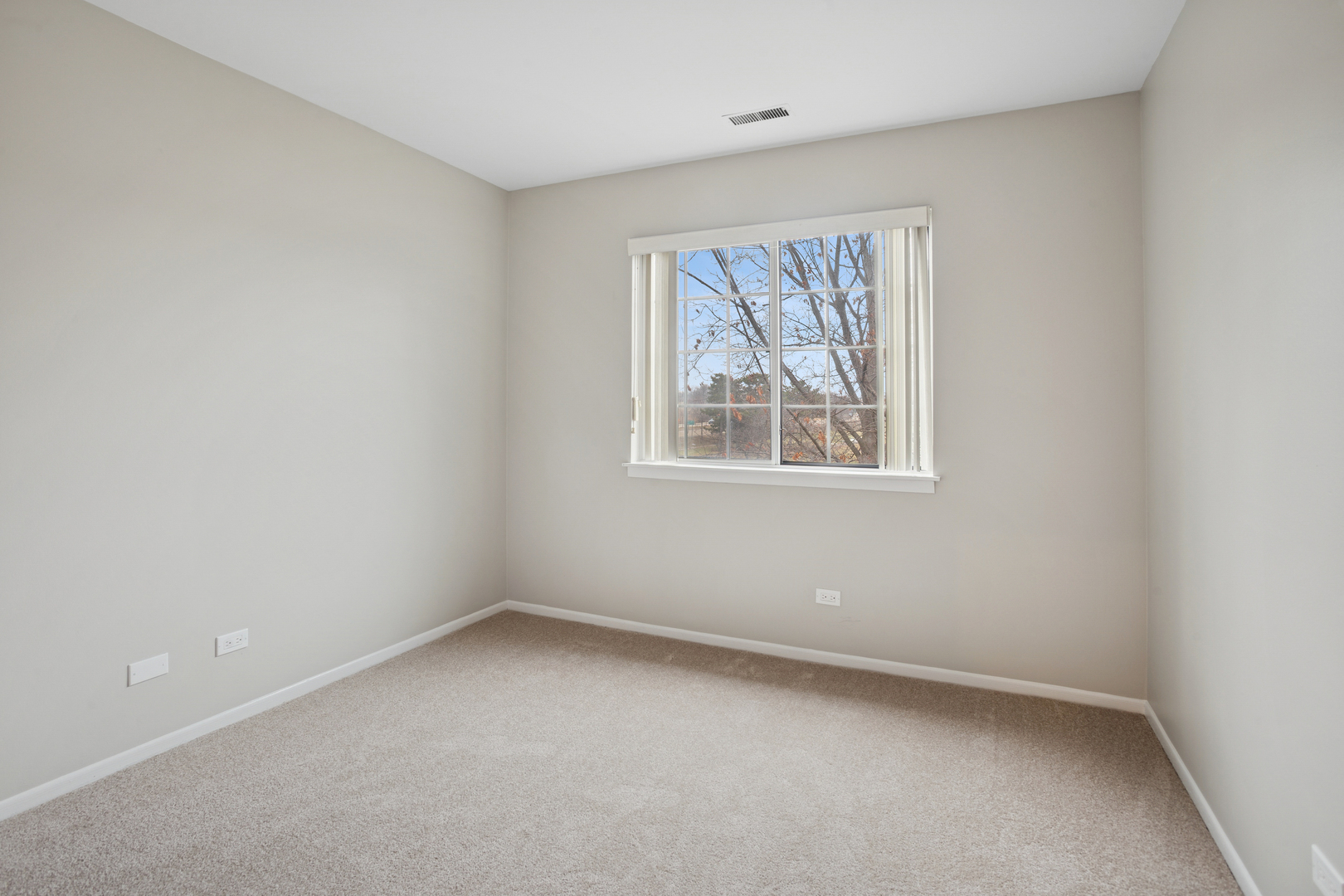 1975 Windsong Drive, Schaumburg, IL 60194