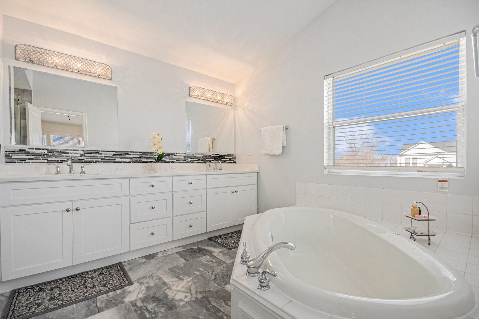 12901 Norwich Street, Plainfield, IL 60585
