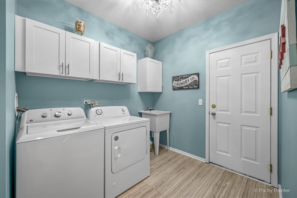 142 Augusta Lane, Cary, IL 60013