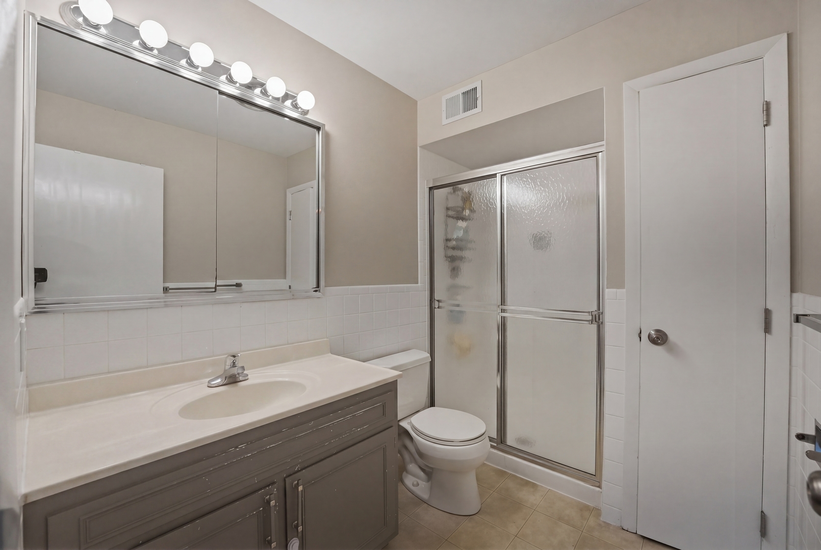 1533 N Arlington Heights Road #C, Arlington Heights, IL 60004