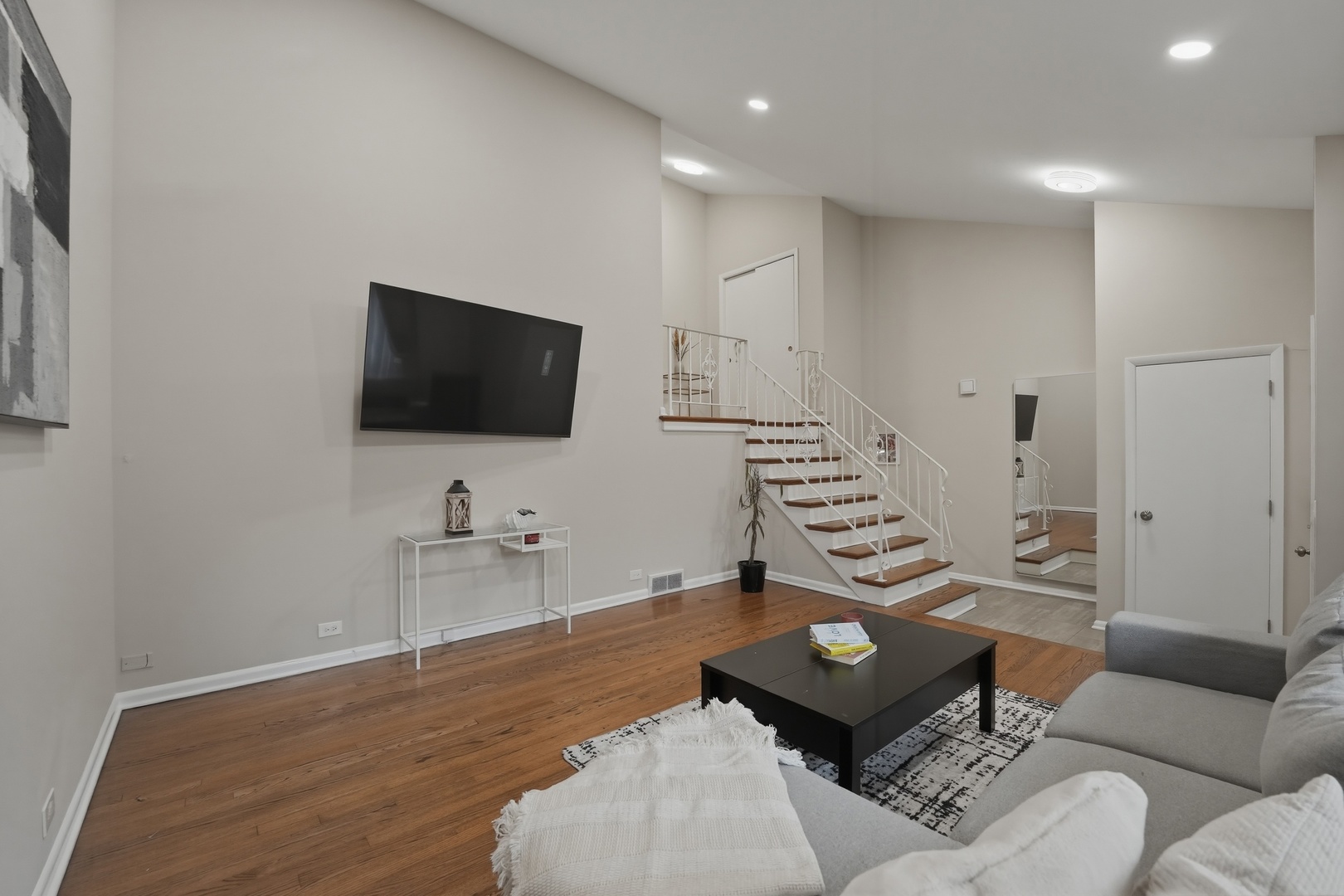 1533 N Arlington Heights Road #C, Arlington Heights, IL 60004
