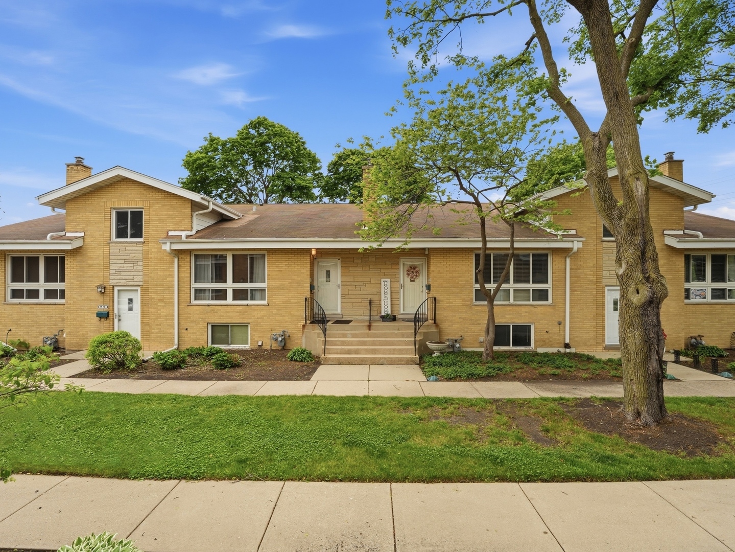 1533 N Arlington Heights Road #C, Arlington Heights, IL 60004
