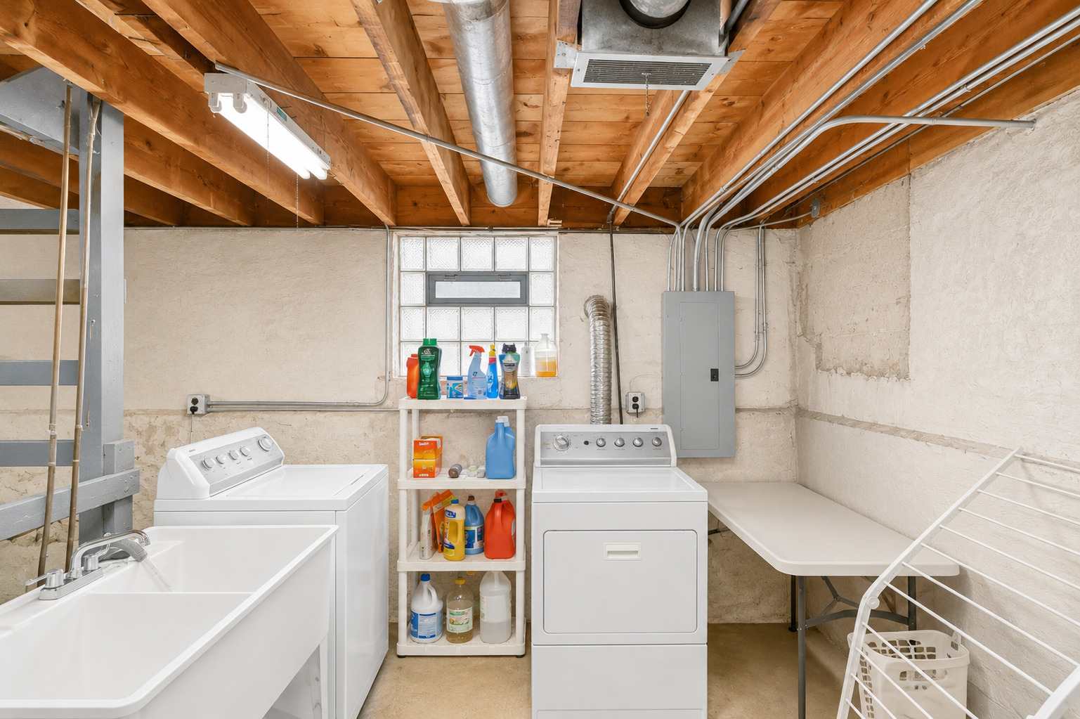 5412 S Natoma Avenue, Chicago, IL 60638