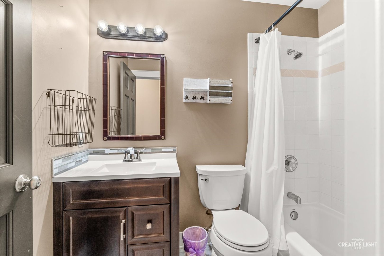 6 Glengarry Lane, Sugar Grove, IL 60554