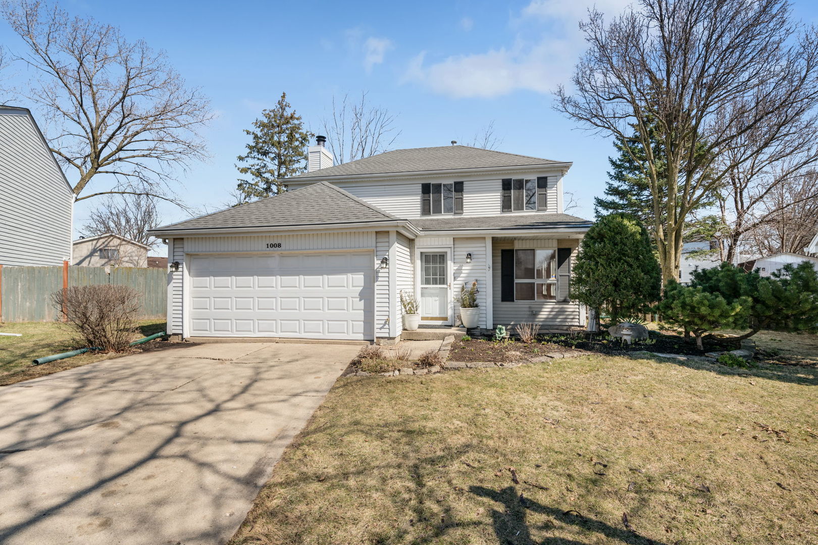 1008 Churchill Drive, Naperville, IL 60563