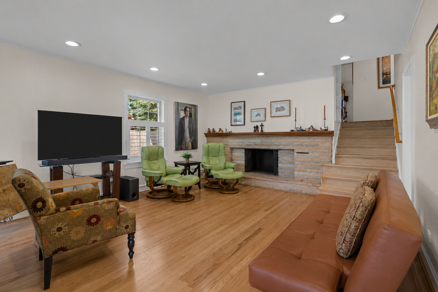 1419 E Forest Avenue, Wheaton, IL 60187
