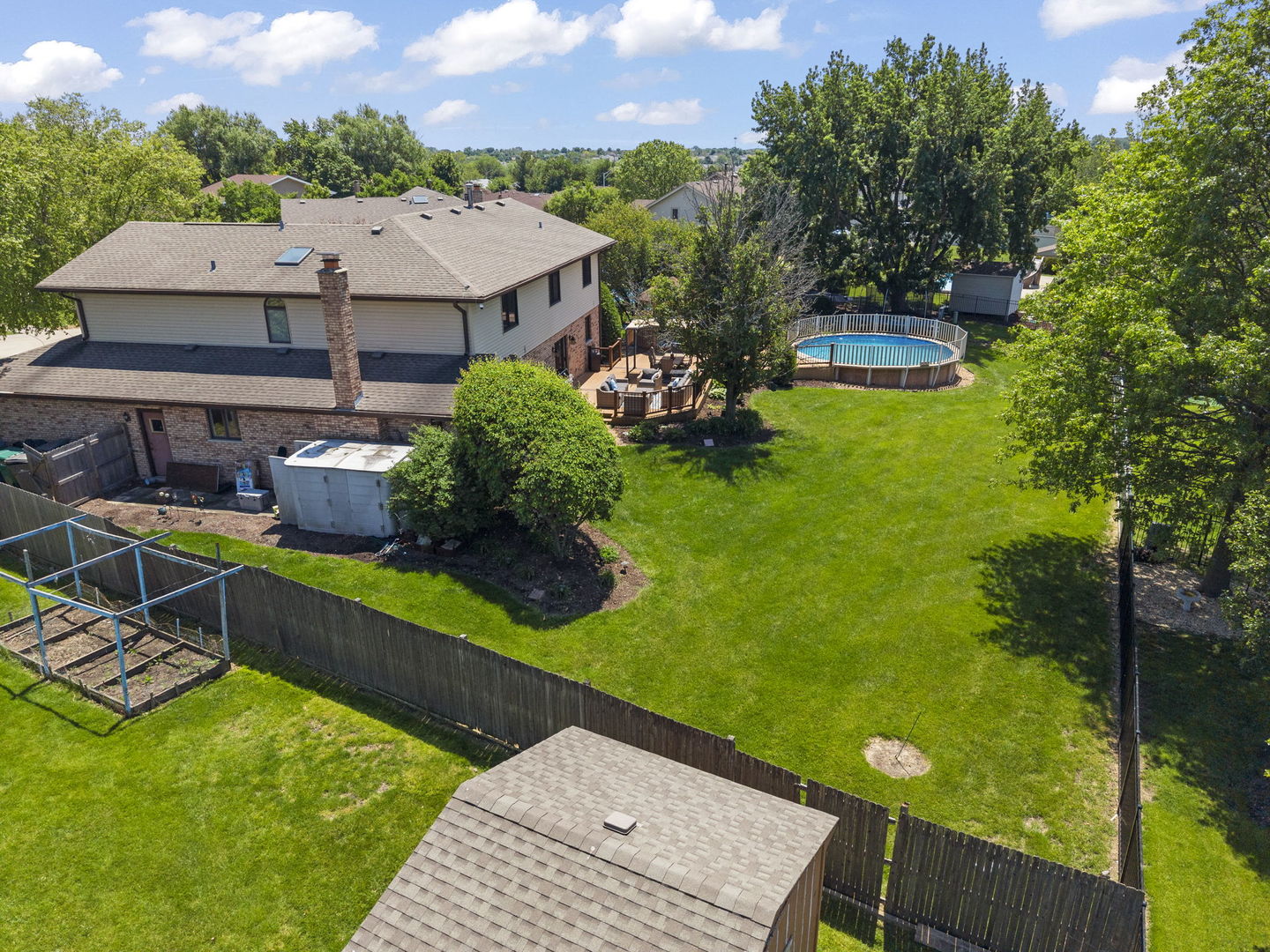 17652 Crestview Court, Orland Park, IL 60467