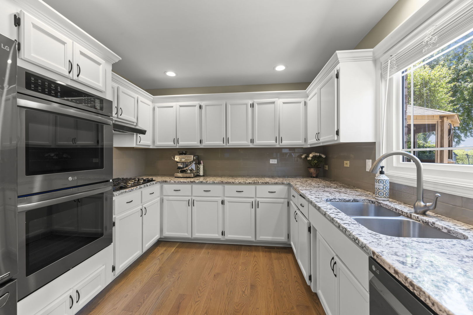 17652 Crestview Court, Orland Park, IL 60467