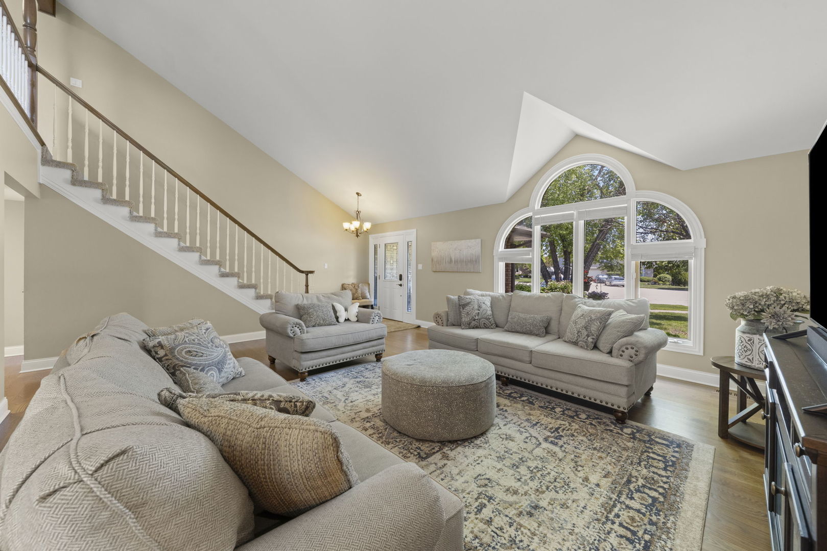 17652 Crestview Court, Orland Park, IL 60467