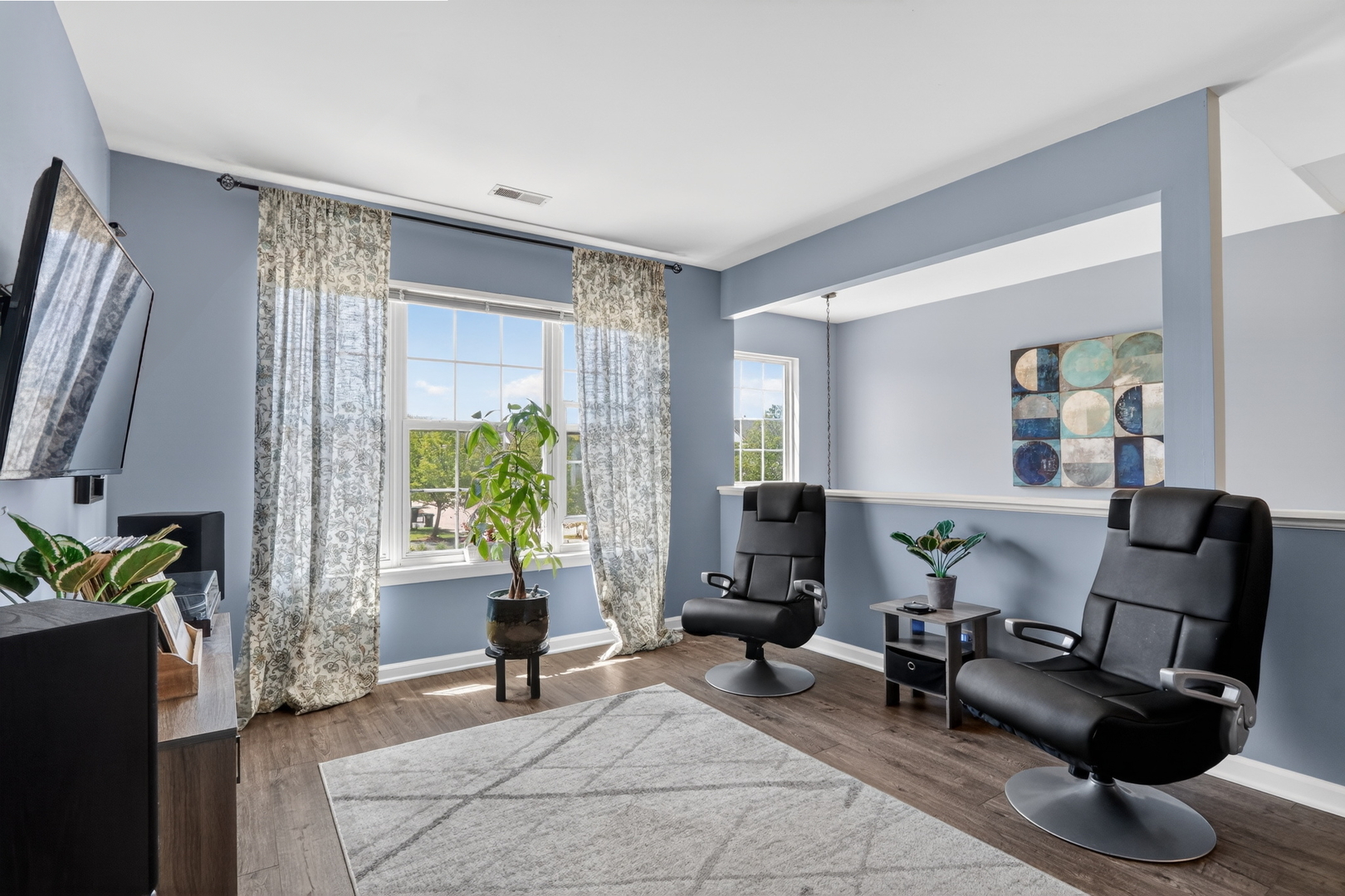 563 Willow Way #563, Lindenhurst, IL 60046