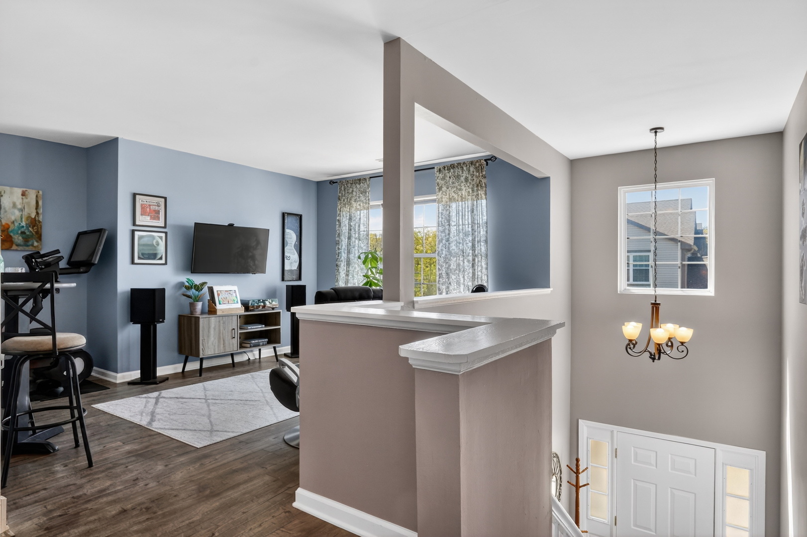 563 Willow Way #563, Lindenhurst, IL 60046
